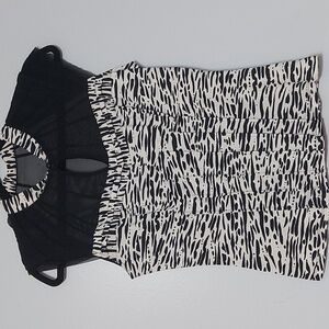 BIANCA nygard size 4 sleeveless zebra pink shirt